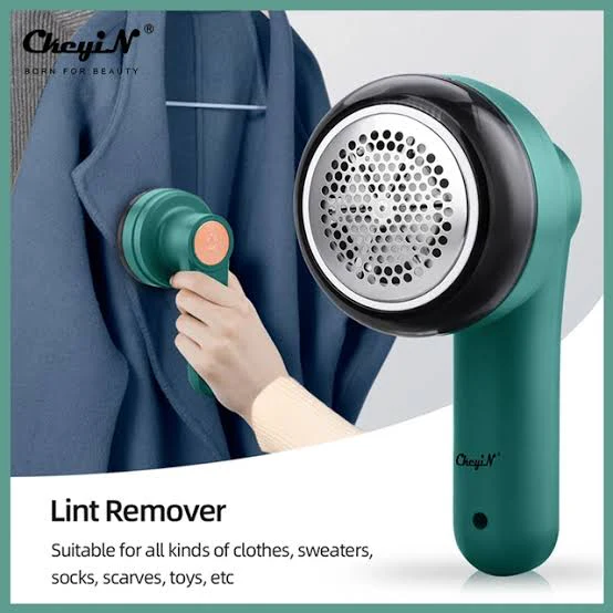 Compact Portable USB Rechargeable Mini Electric Lint Remover